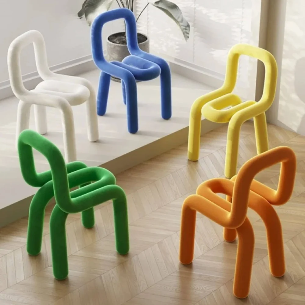 Cadeira de designer casual e criativa, não rotativa e não dobrável Cadeira de designer casual e criativa, não rotativa e não dobrável