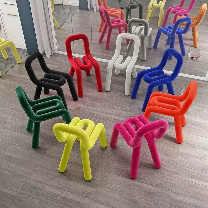 Cadeira de designer casual e criativa, não rotativa e não dobrável Cadeira de designer casual e criativa, não rotativa e não dobrável
