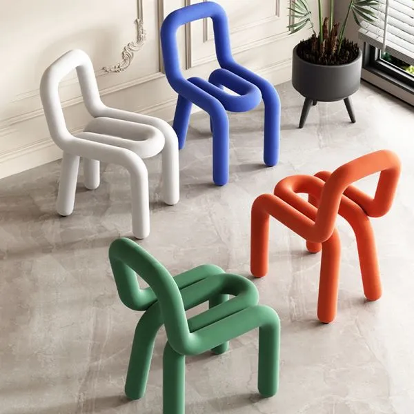 Cadeira de designer casual e criativa, não rotativa e não dobrável Cadeira de designer casual e criativa, não rotativa e não dobrável