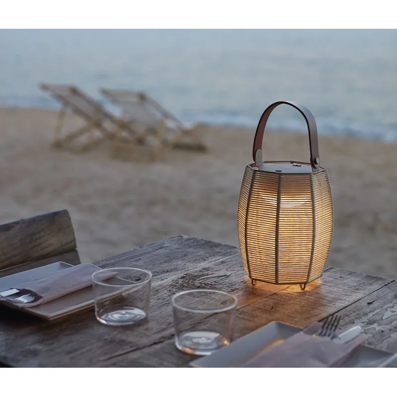 Outdoor Villa Lighting for Garden Landscape Portable Garden Lamp Outdoor Villa Lighting for Garden Landscape Portable Garden Lamp