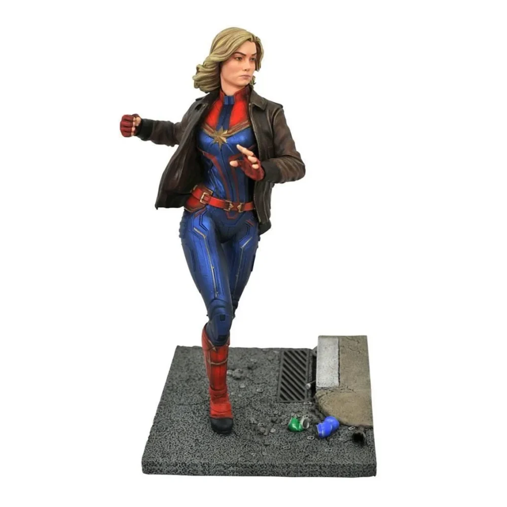 dsp0000004001-0 Figurine Captain Marvel de la collection Diamond Collection Marvel
