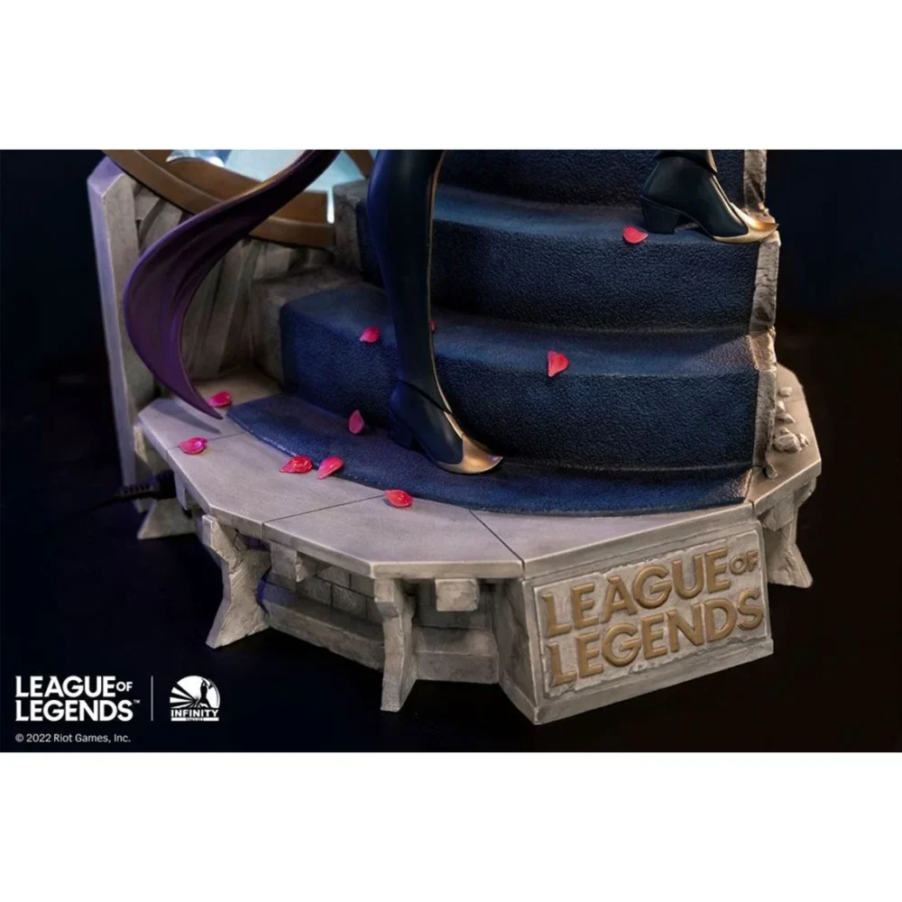 Statue of the League of Legends