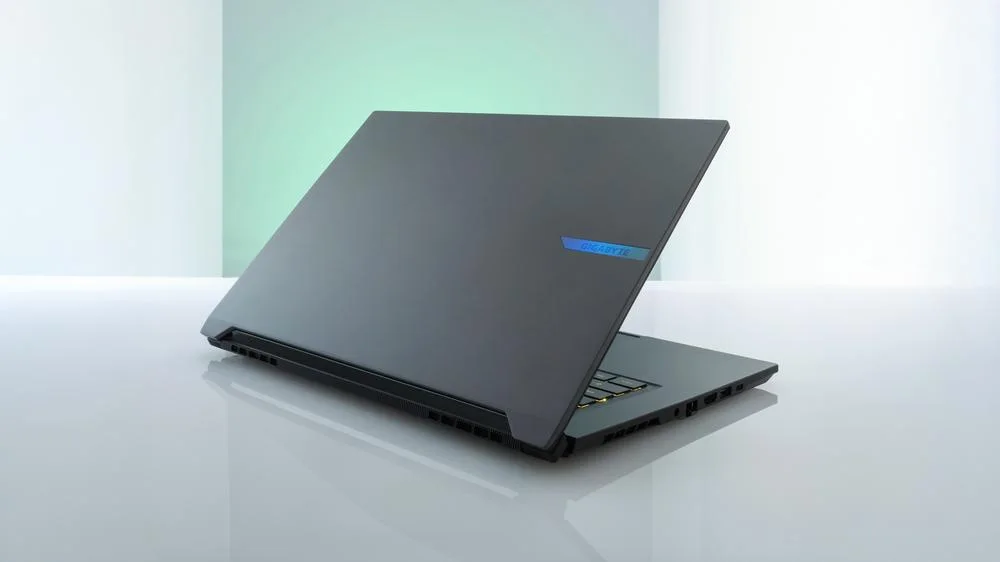 ordinateur portable gigabyte 1vh93ptc94ah rai7 350 mhz, ssd 16 go Laptop Gigabyte 1VH93PTC94AH RAI7 - 350 MHz, SSD 16 GB