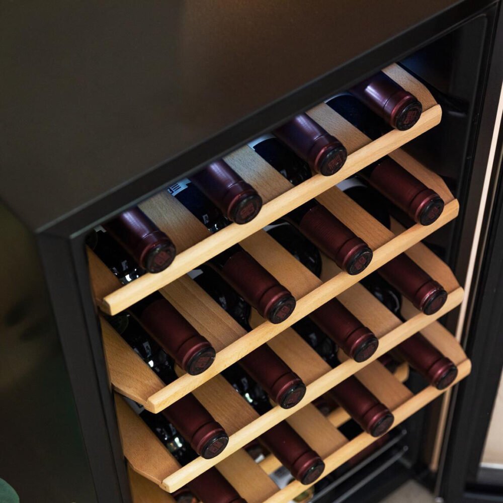 caves à vin cecotec bolero grandsommelier 2450 inox compressor Caves à vin