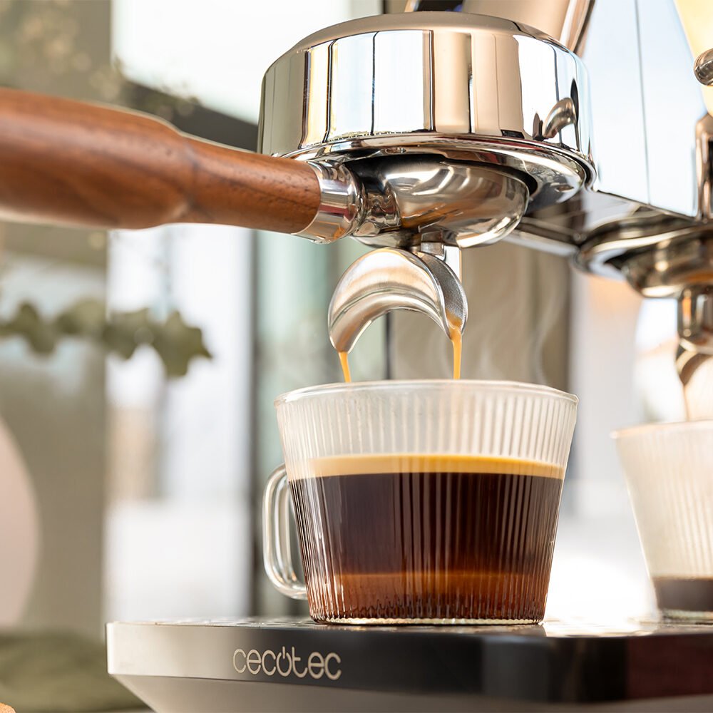 machine à café expresso professionnelle cecotec baristeo intima Machine à café expresso professionnelle